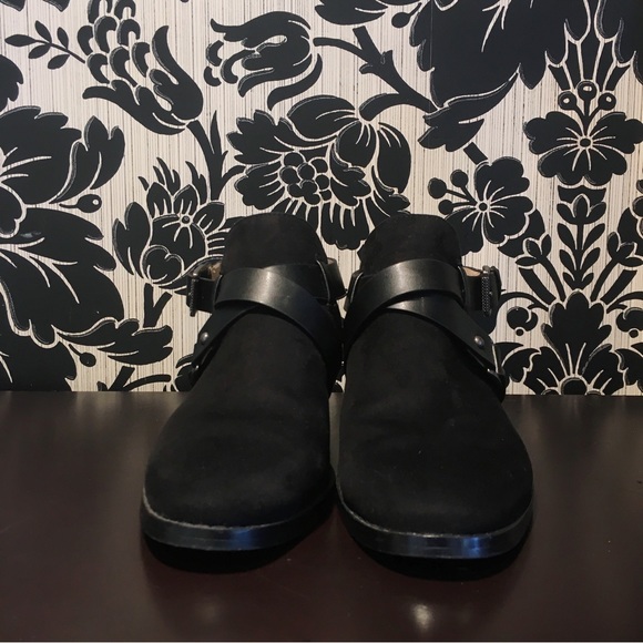 Indigo Rd. Ankled Booties - Picture 5 of 8